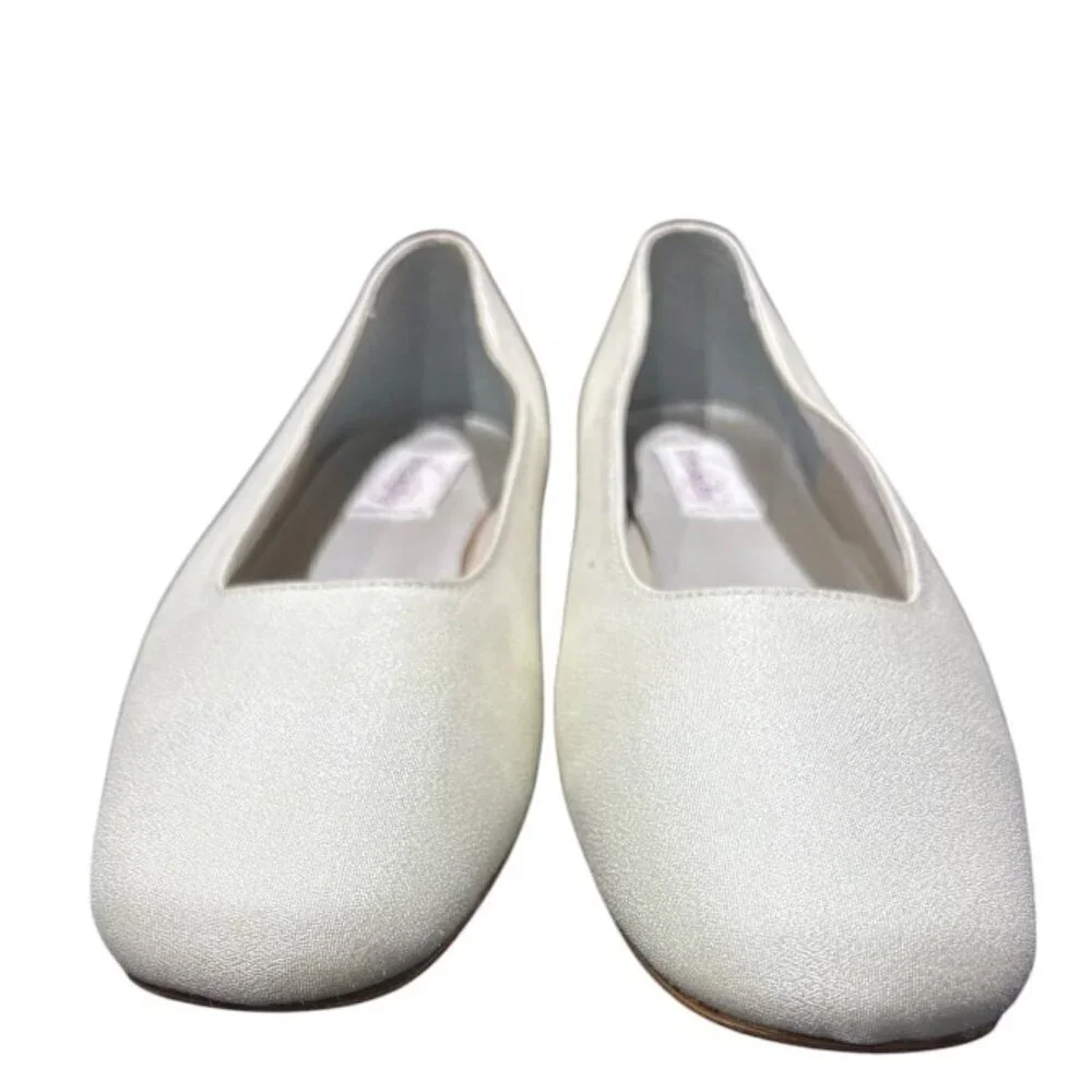 N/A these white